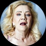 stark achselbehaarte Fechenheim 3Lochstute Martina Werner